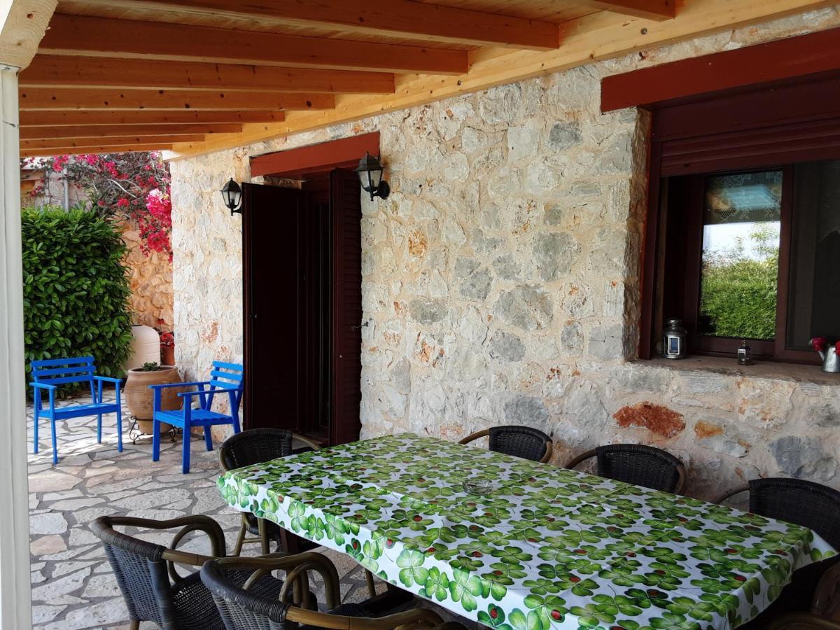 Dioni Villa Sívota Esterno foto