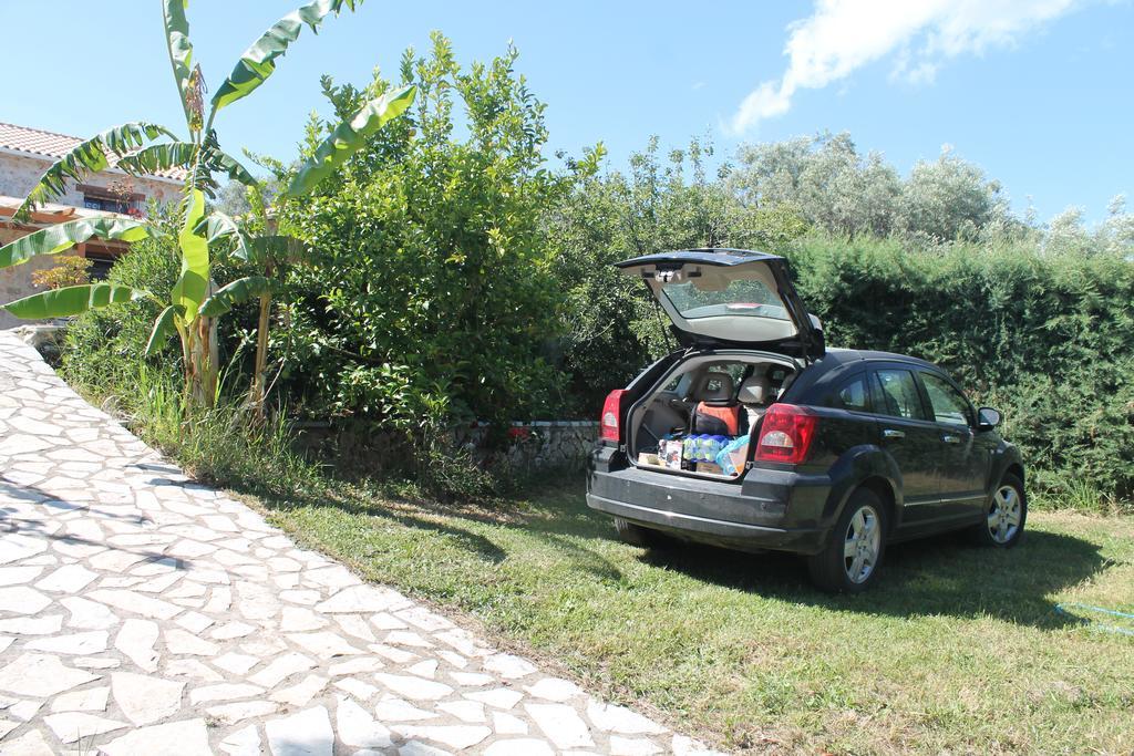 Dioni Villa Sívota Esterno foto